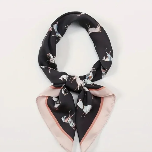 27.6" Horse Print Bandana Classic Satin Square Scarf Elegant Head Wrap Scarves - Picture 2 of 2